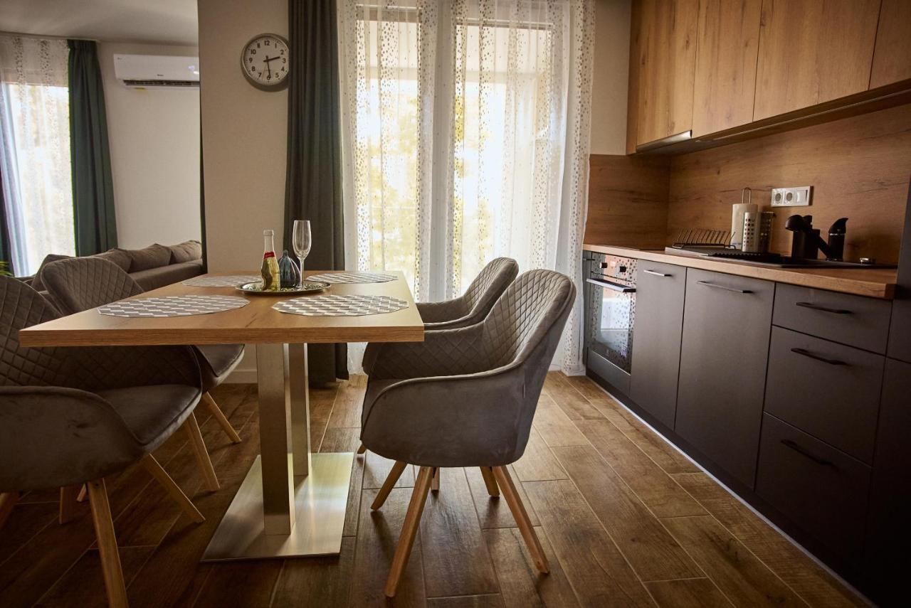Starlight Silver Szeged - Exclusive Exterior photo